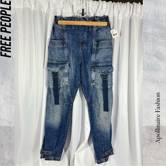 WE THE FREE HAZEL PULL ON UTILITY JEANS IN DARK AND STORMY NWT SMALL - Picture 3 of 9